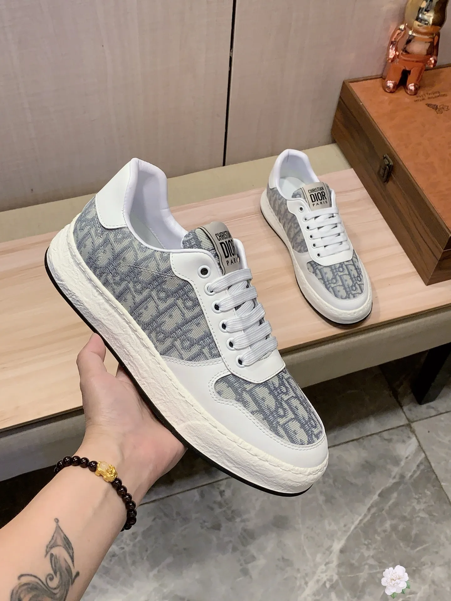 Men's men's shoes💰420💰💰🎩🎩[Lightning][Lightning] "Dior DIOR*" The latest • popular casual shoes, top brand [seduce] luxury ~ purchasing agency, top ~ quality. [Strong] The upper is made of imported breathable cowhide with fabric material ➕ Breathable sheepskin feet (•) and fine workmanship. The original stylish and stylish soft rubber wear-resistant and non-slip outsole is light and comfortable on the feet. The real thing looks better in real photos. No. 122: code: 38-44, 2️⃣ colors selected